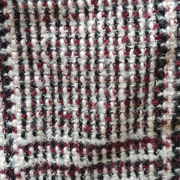 Line and Dot Revolve tweed plaid mini skirt with pockets Y2K style size Medium - Picture 3 of 10